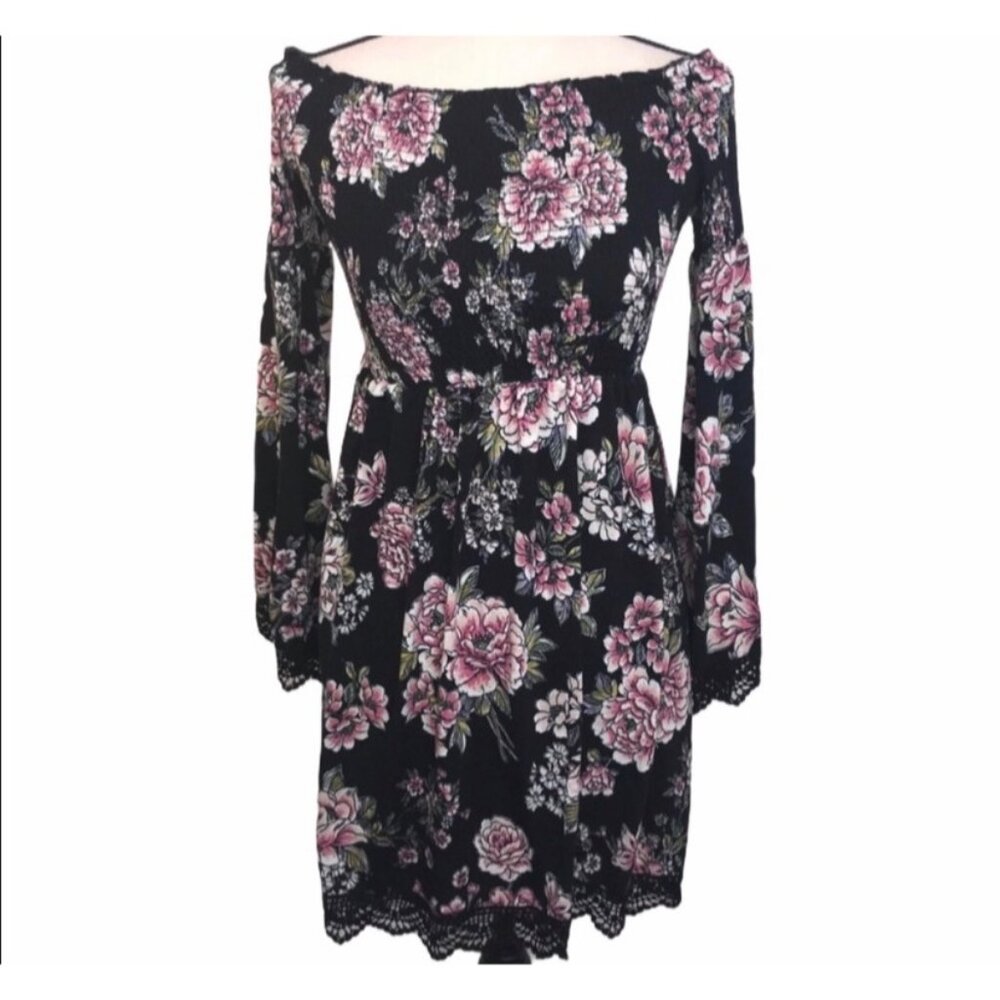 XHILARATION Floral Off-Shoulder Lace Trim Dress Small